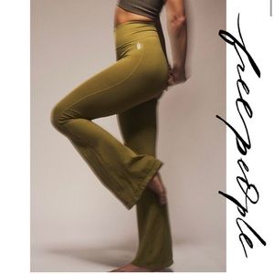 NEW! Free People Good Karma Flare Leg Leggings Dusted Military XS/S